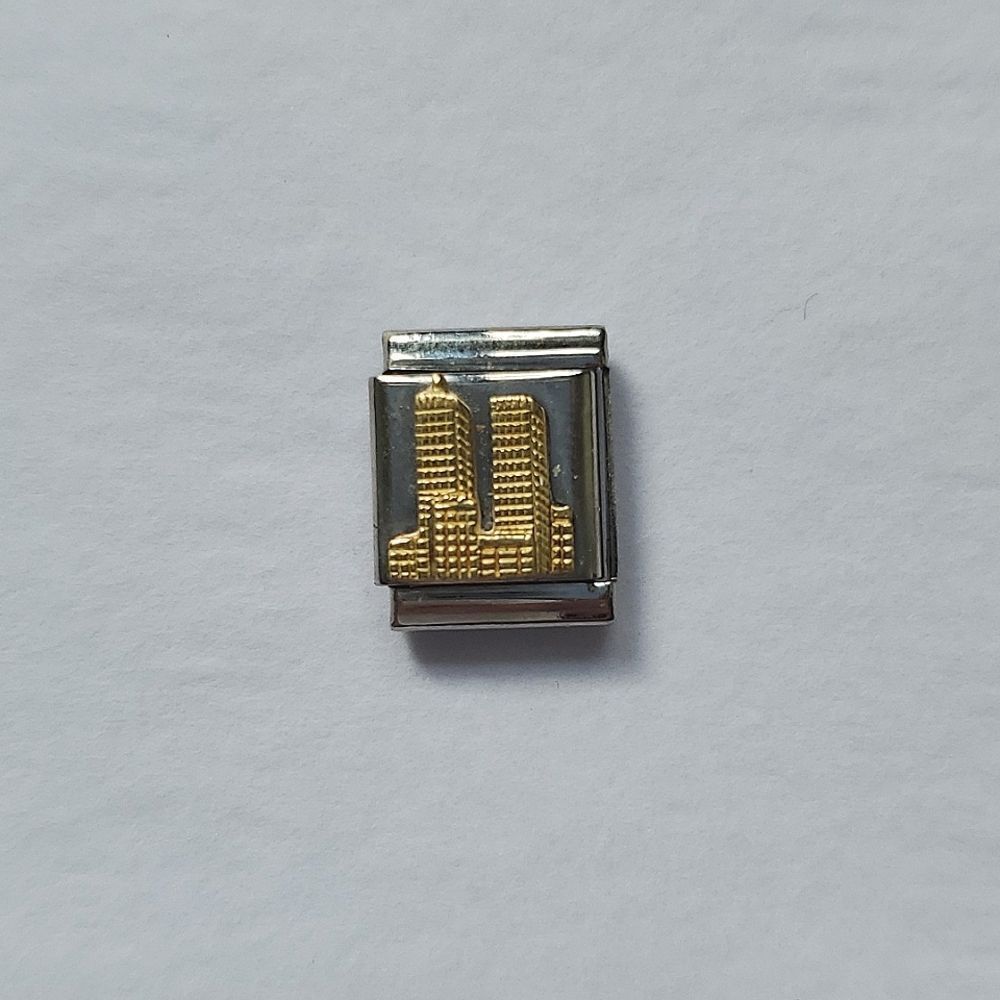 nomination twin towers composable big link 18k